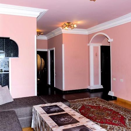 Angel Apartments Yerevan Bagian luar foto