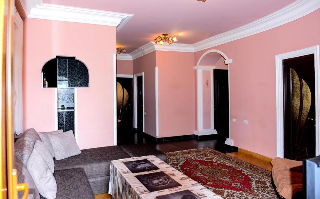 Angel Apartments Yerevan Bagian luar foto